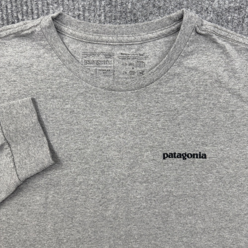 Patagonia Long Sleeve T-Shirt Mens L Gray P-6 Logo Responsibili-Tee Regular Fit